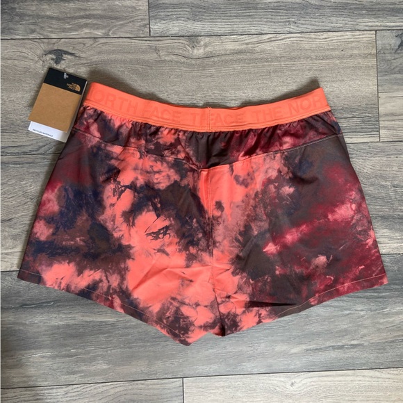 The North Face Printed Wander Short Size Large Coral Ice Dye Print NWT - Picture 2 of 14